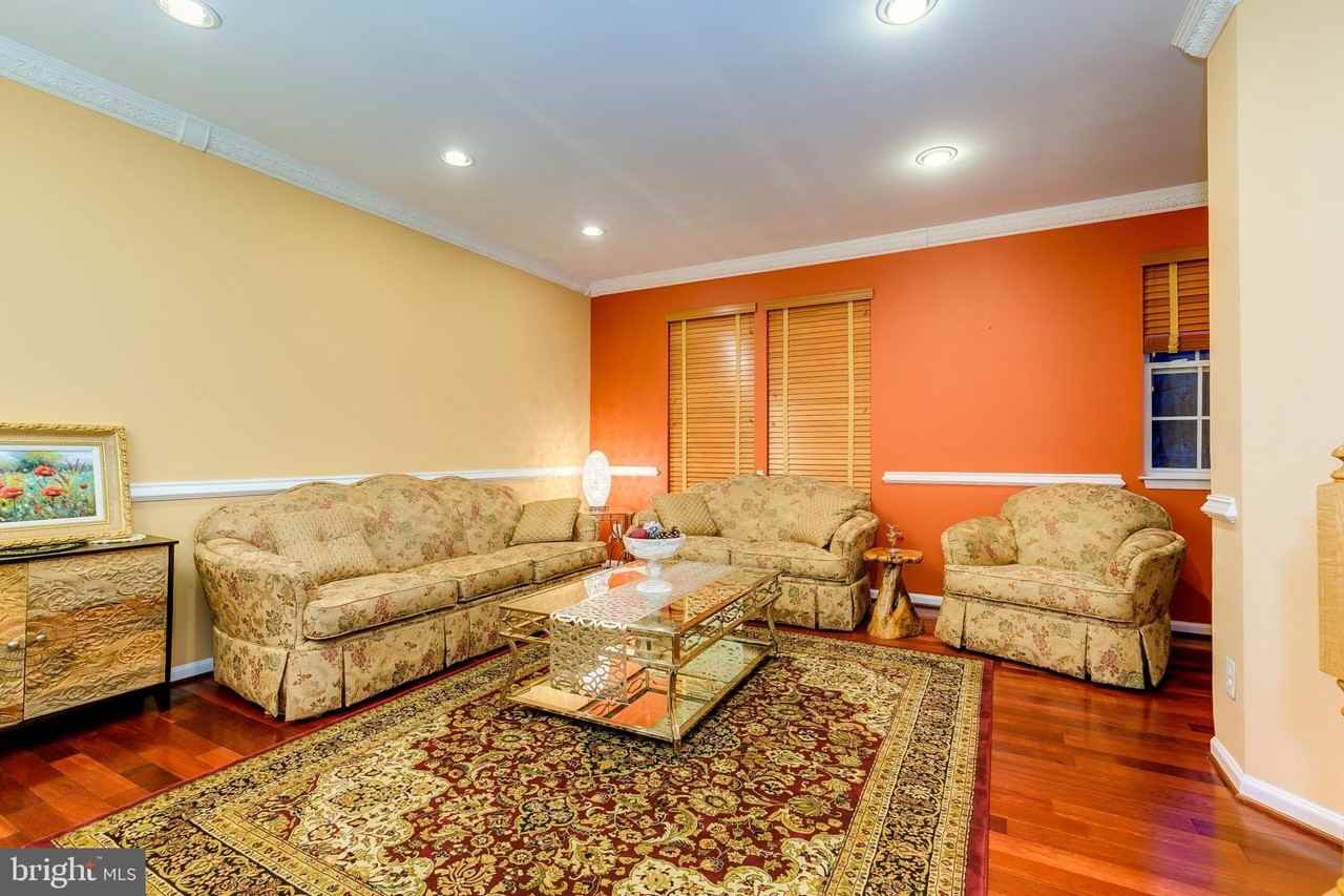 13665 Saint Johns Wood Pl - Photo 7 of 31