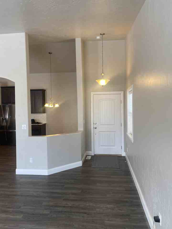 1476 W Soldotna Dr #1 - Photo 3 of 19