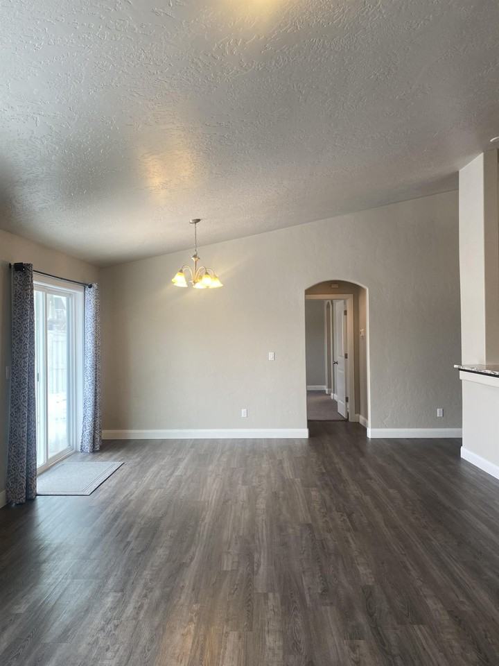 1476 W Soldotna Dr #1 - Photo 4 of 19