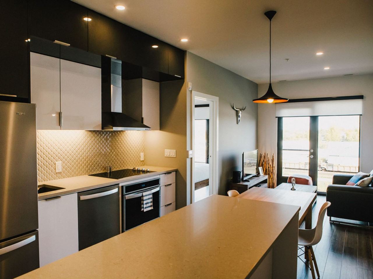 655 Sterling Lyon Pky #1222957P - Photo 3 of 10