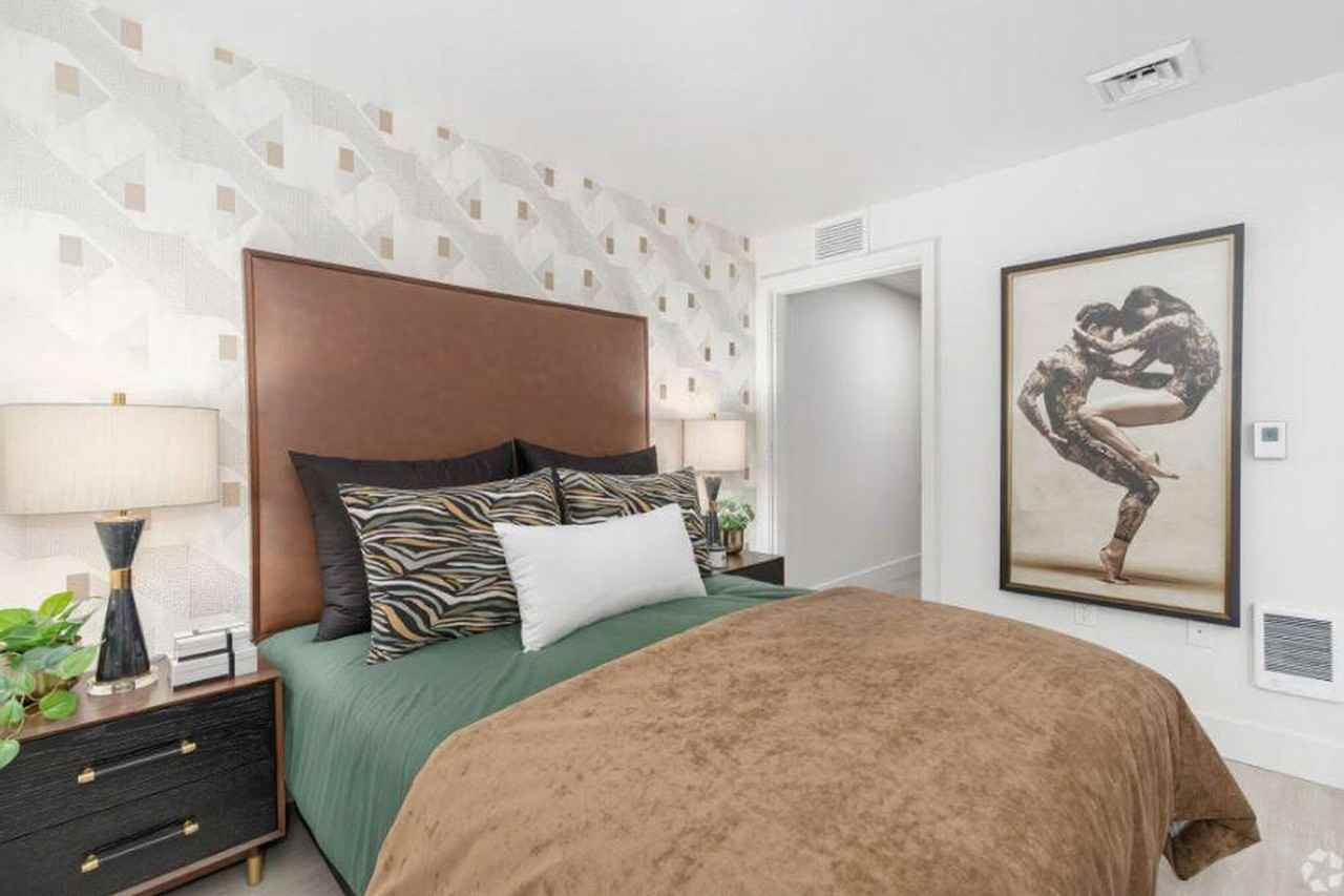 1985 Nw Savier St #1267695P - Photo 4 of 9