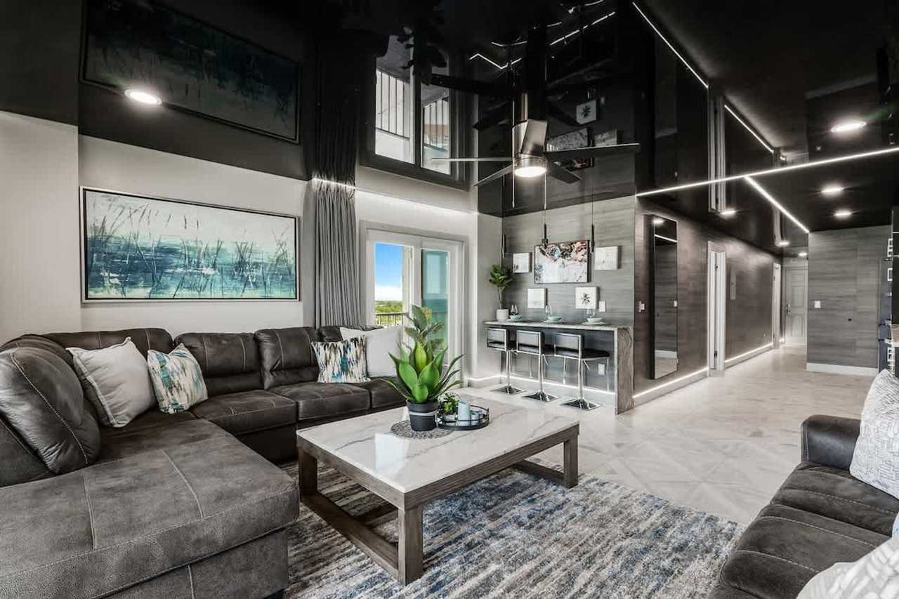 8743 Thomas Dr #1355023P - Photo 2 of 33