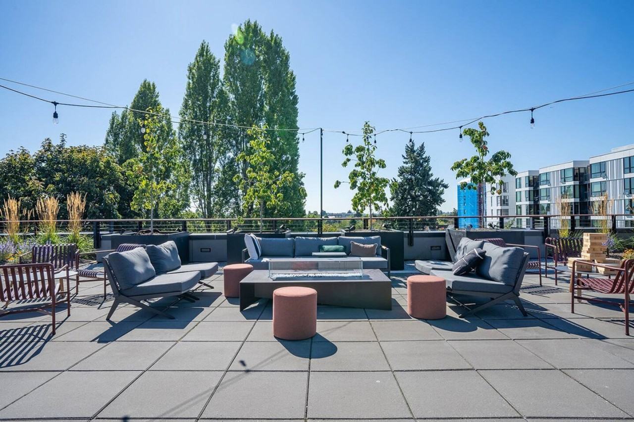 2407 E Union St #1364264P - Photo 4 of 27