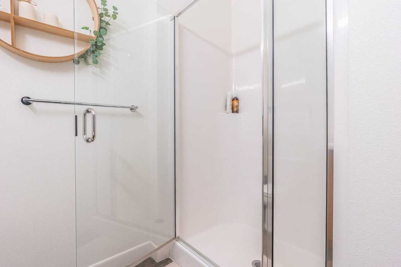 2407 E Union St #1364264P - Photo 5 of 27