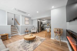 featured image of 81 Luna St