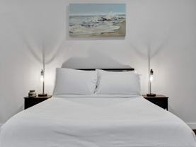 906 N Riverside Dr - Photo 1 of 1