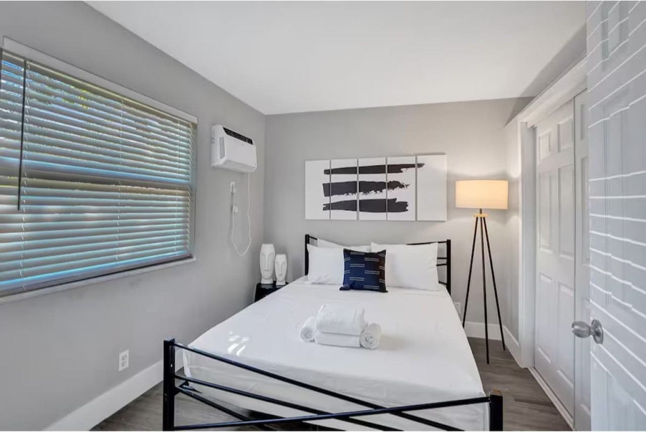 50 Se 12th St #1503957P - Photo 3 of 11