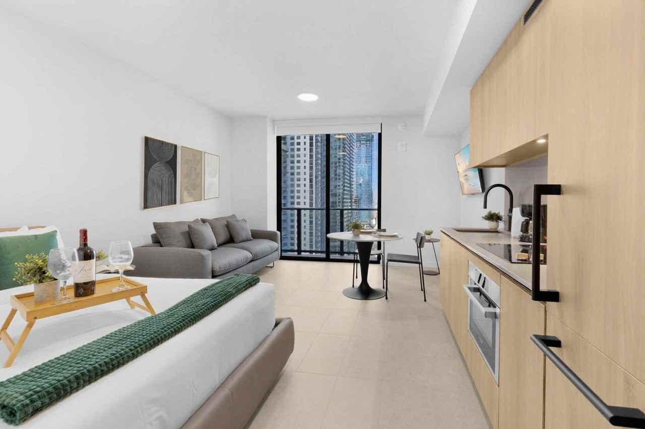 501 Ne 1st Ave #1505756P - Photo 6 of 24