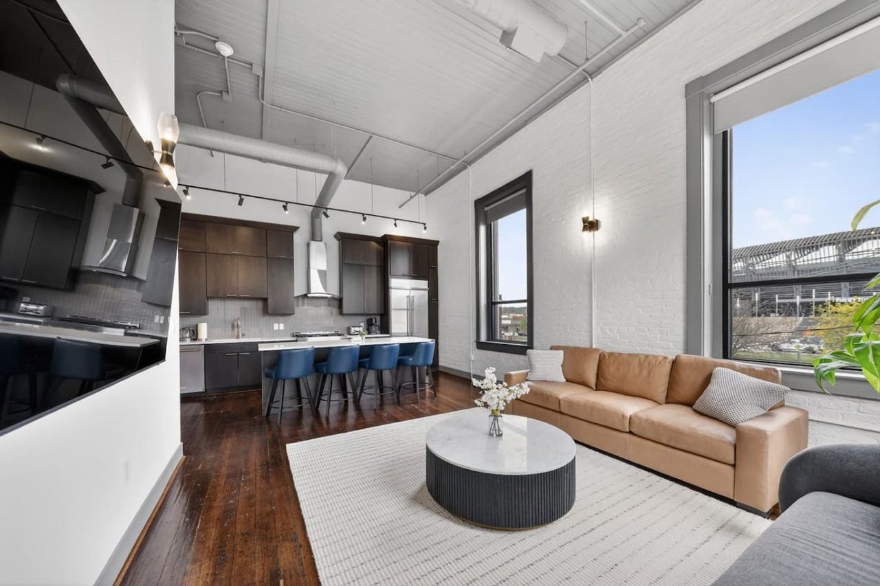 21 E 15th St #1521012P - Photo 5 of 30