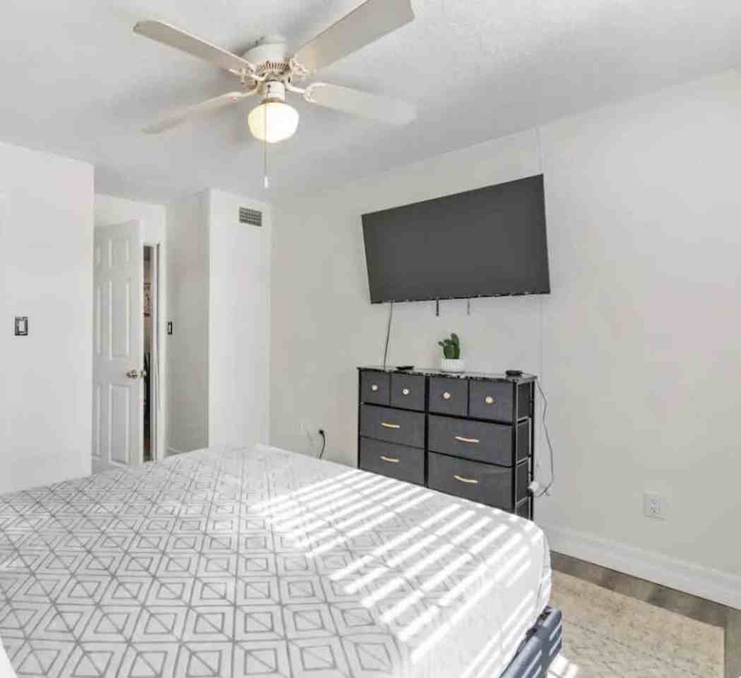 4561 Southfield Ave #1520431P - Photo 6 of 16