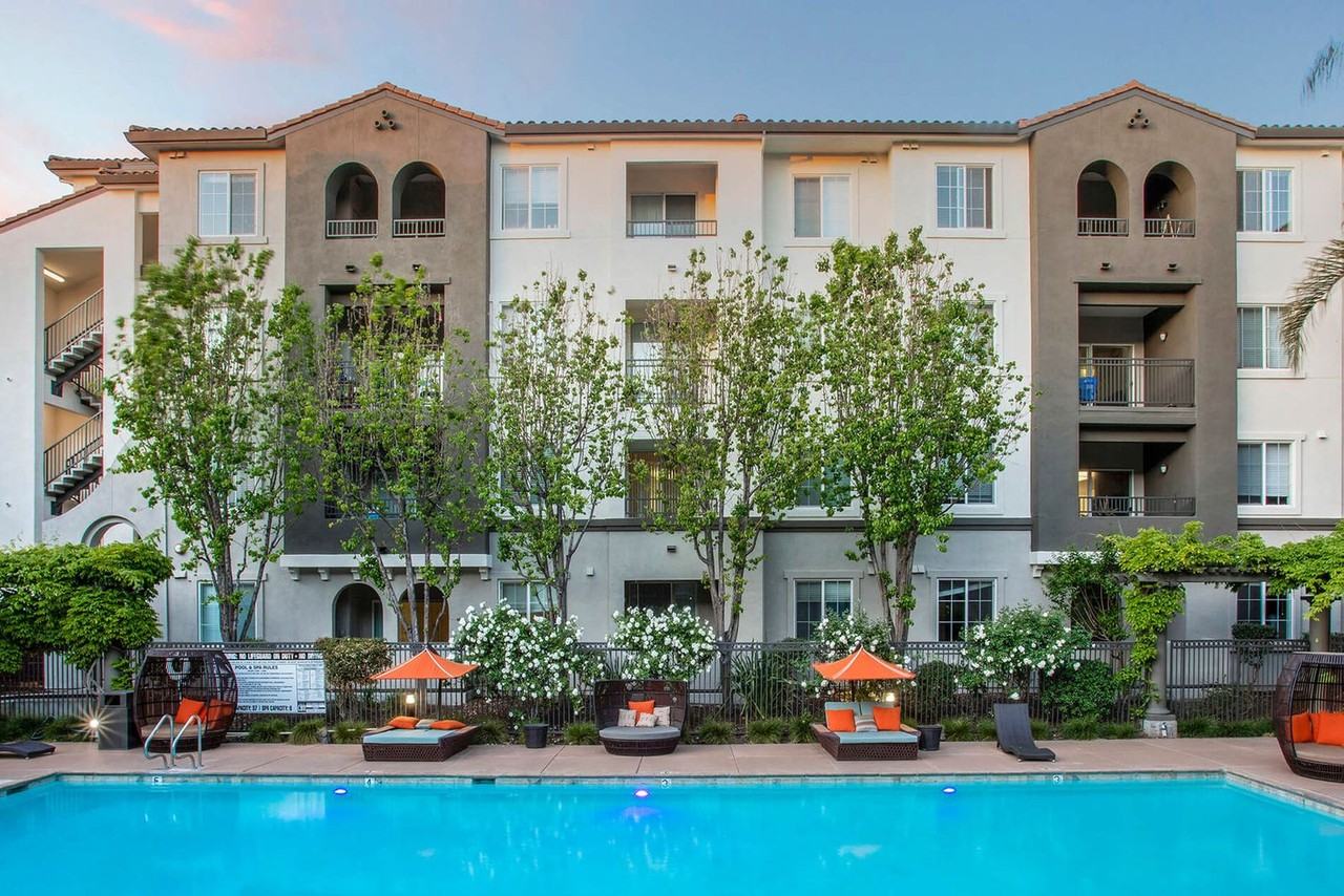 730 Agnew Rd #1521465P - Photo 5 of 18