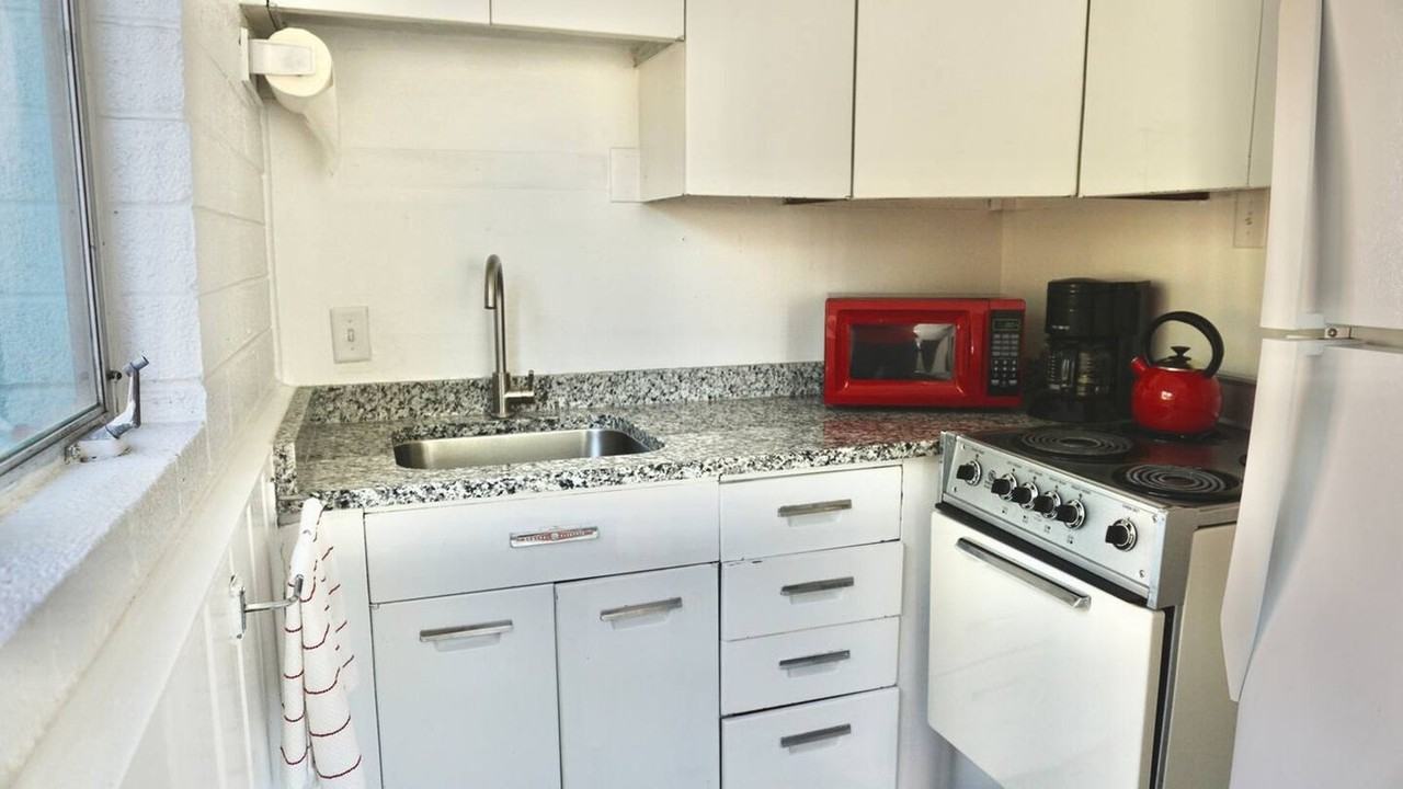 115 S St #1513965P - Photo 3 of 19