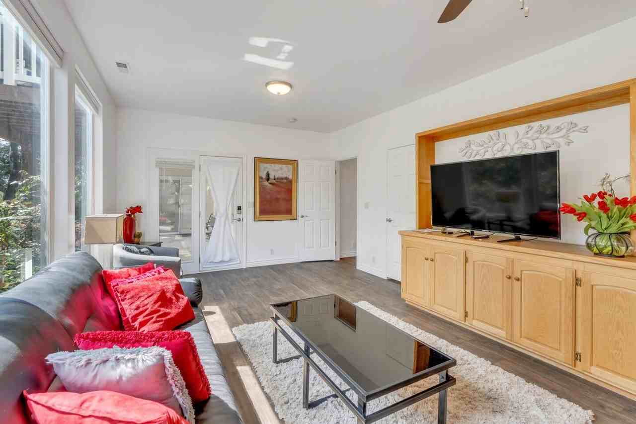 12067 S Lampton View Dr #1513968P - Photo 2 of 20