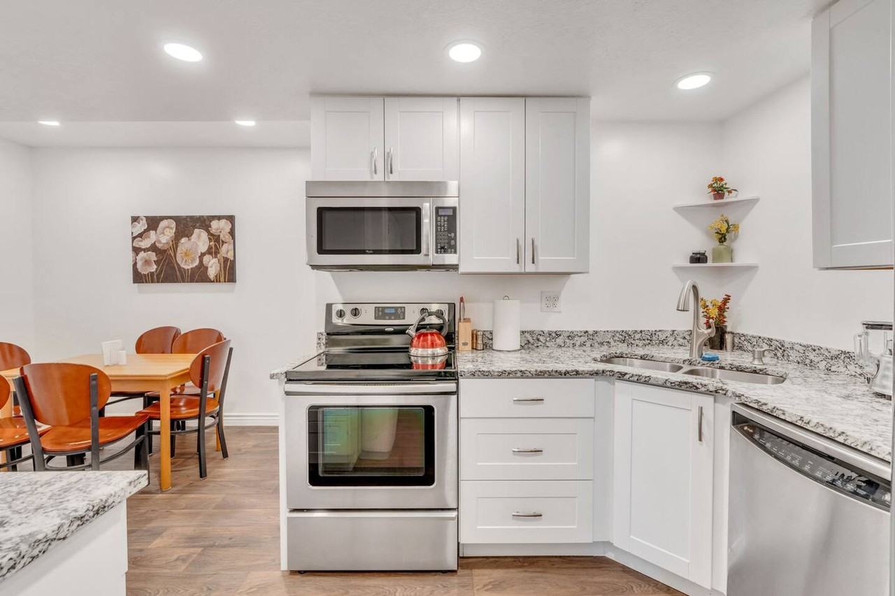 12067 S Lampton View Dr #1513968P - Photo 4 of 20