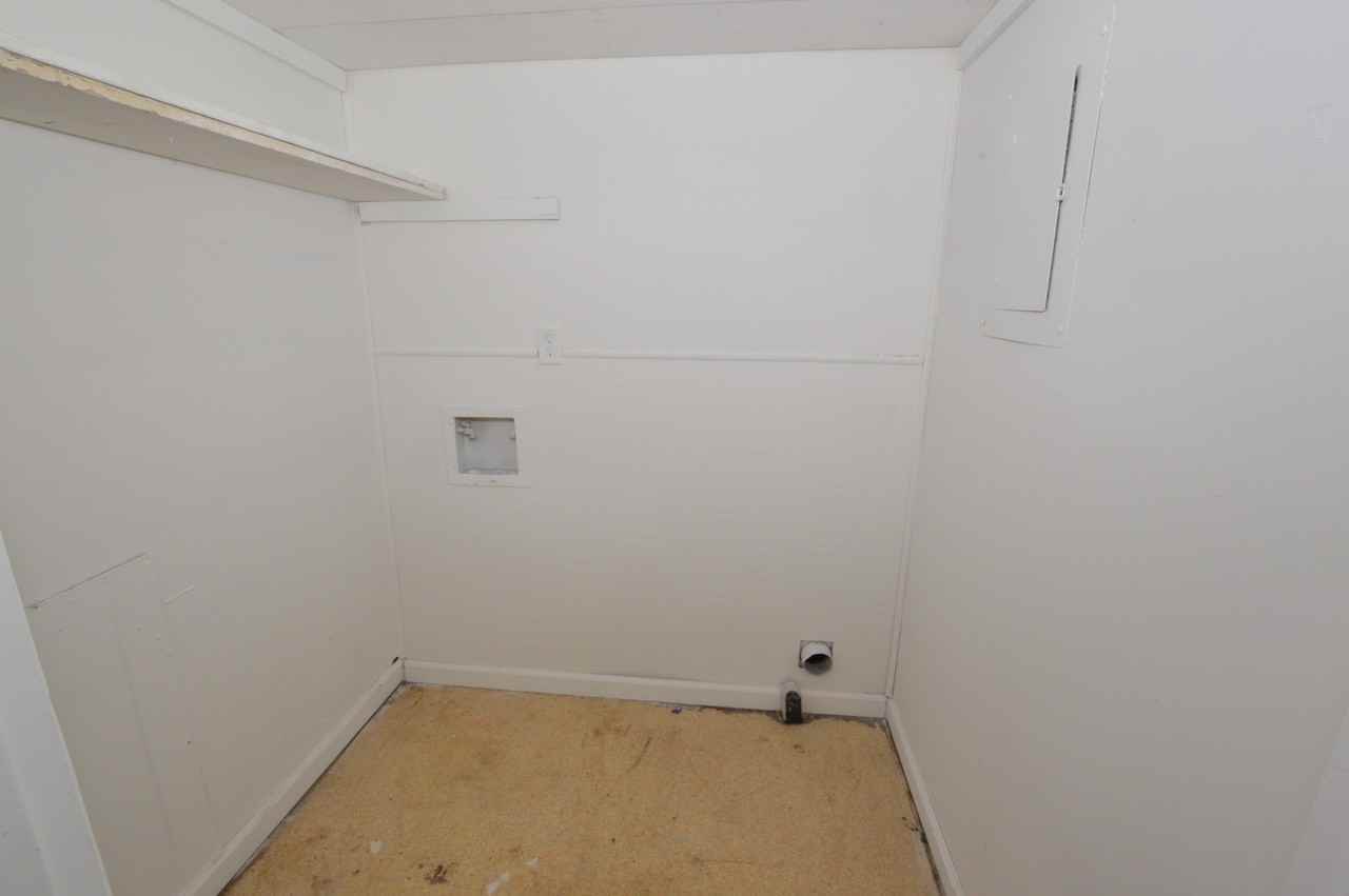 120 Cherokee St #G - Photo 3 of 9