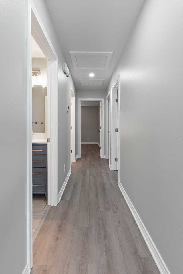 224 Travis St #101 - Photo 4 of 9