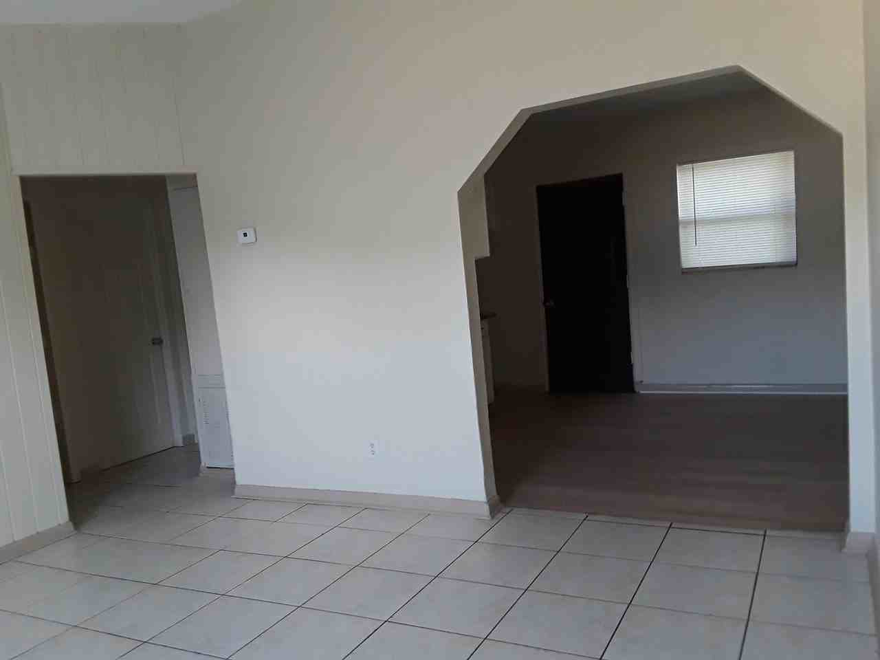 1710 Rose Blvd - Photo 3 of 9