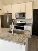 featured image of 726 Mountain Rd #1