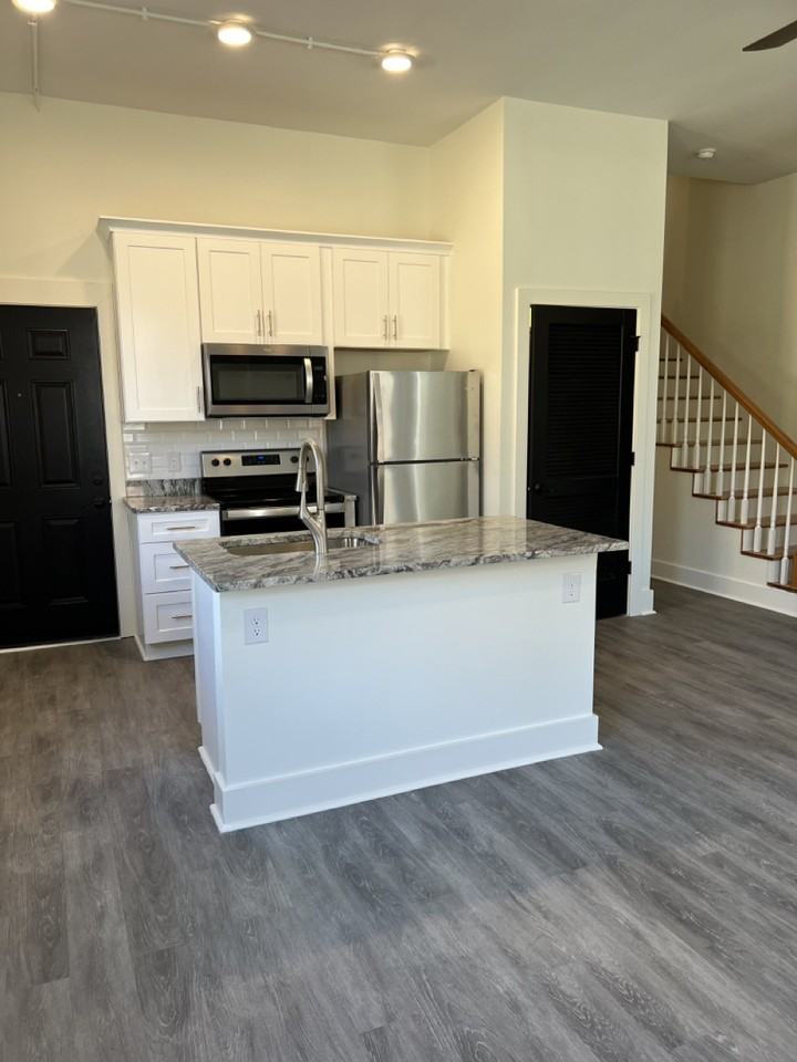 726 Mountain Rd #2 - Photo 7 of 15