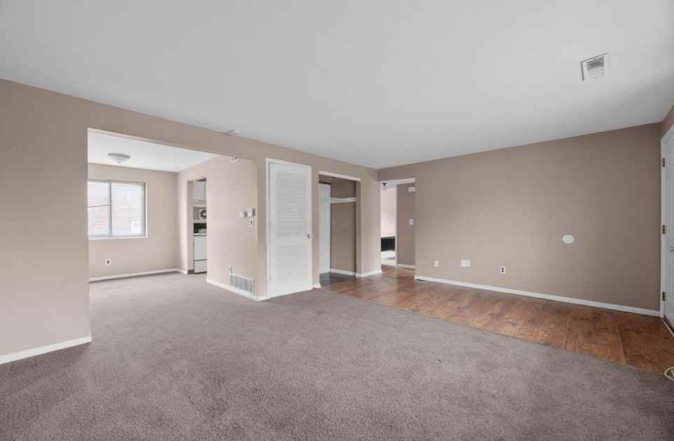 4688 Hilton Ave #B - Photo 5 of 11