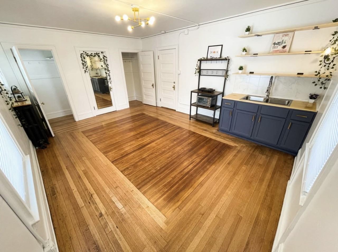 3721 Cottage Grove Ave #3 - Photo 3 of 11