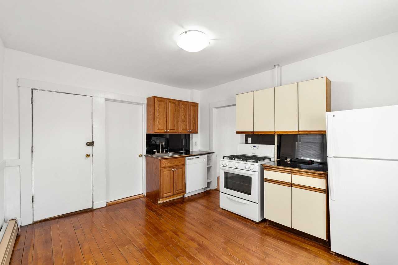 22 Waltham St #A2 - Photo 5 of 12