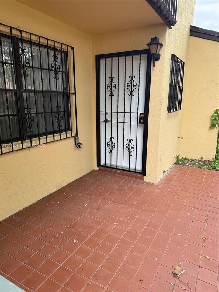 6651 Sw 137th Ct #3B - Photo 3 of 20