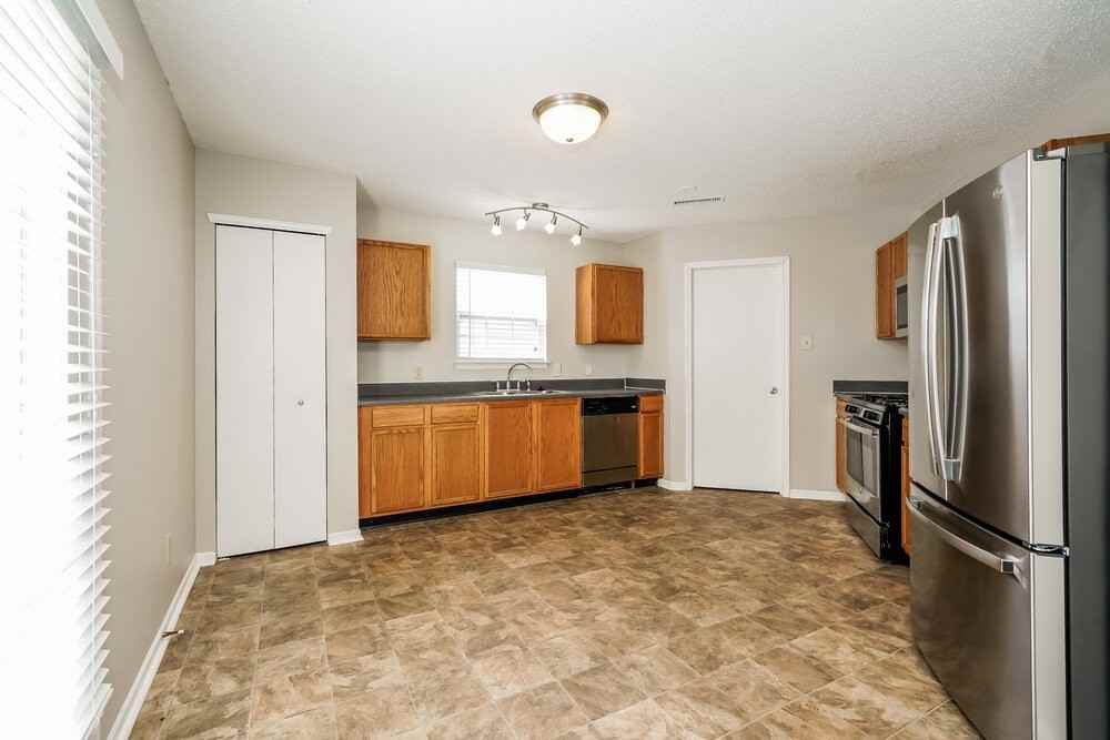 10841 Zimmerman Ln - Photo 6 of 28