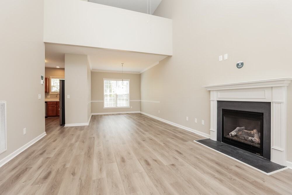 100 Oak Meadow Ct - Photo 5 of 17