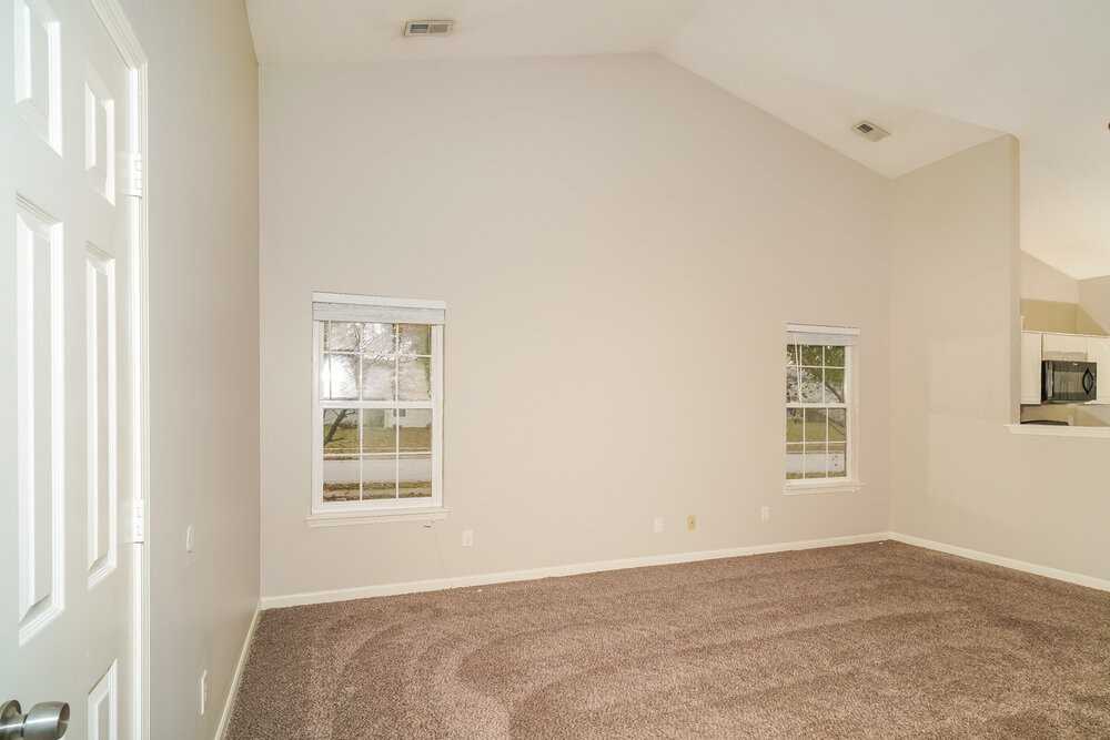 5654 Fair Ridge Pl - Photo 4 of 16