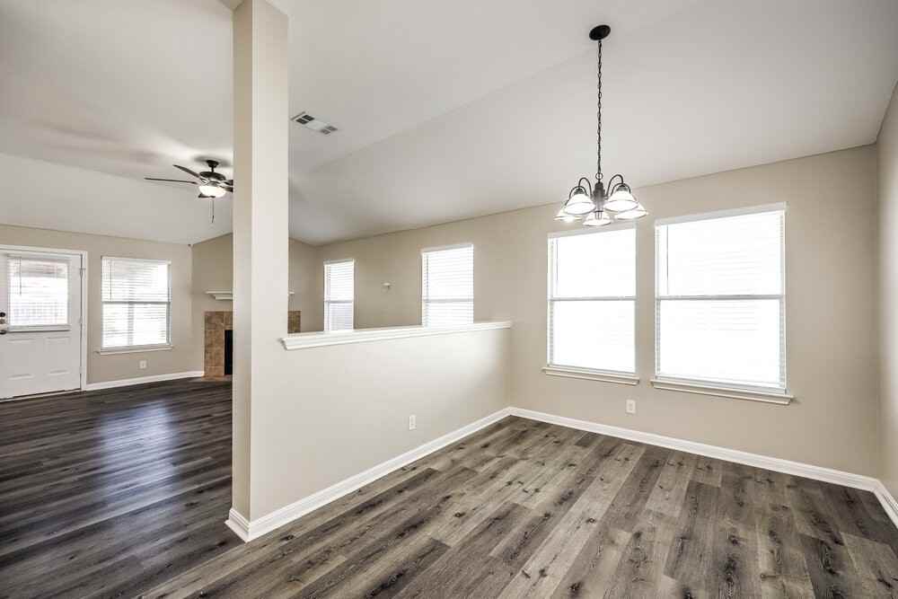 8443 Rita Blanca St - Photo 4 of 16