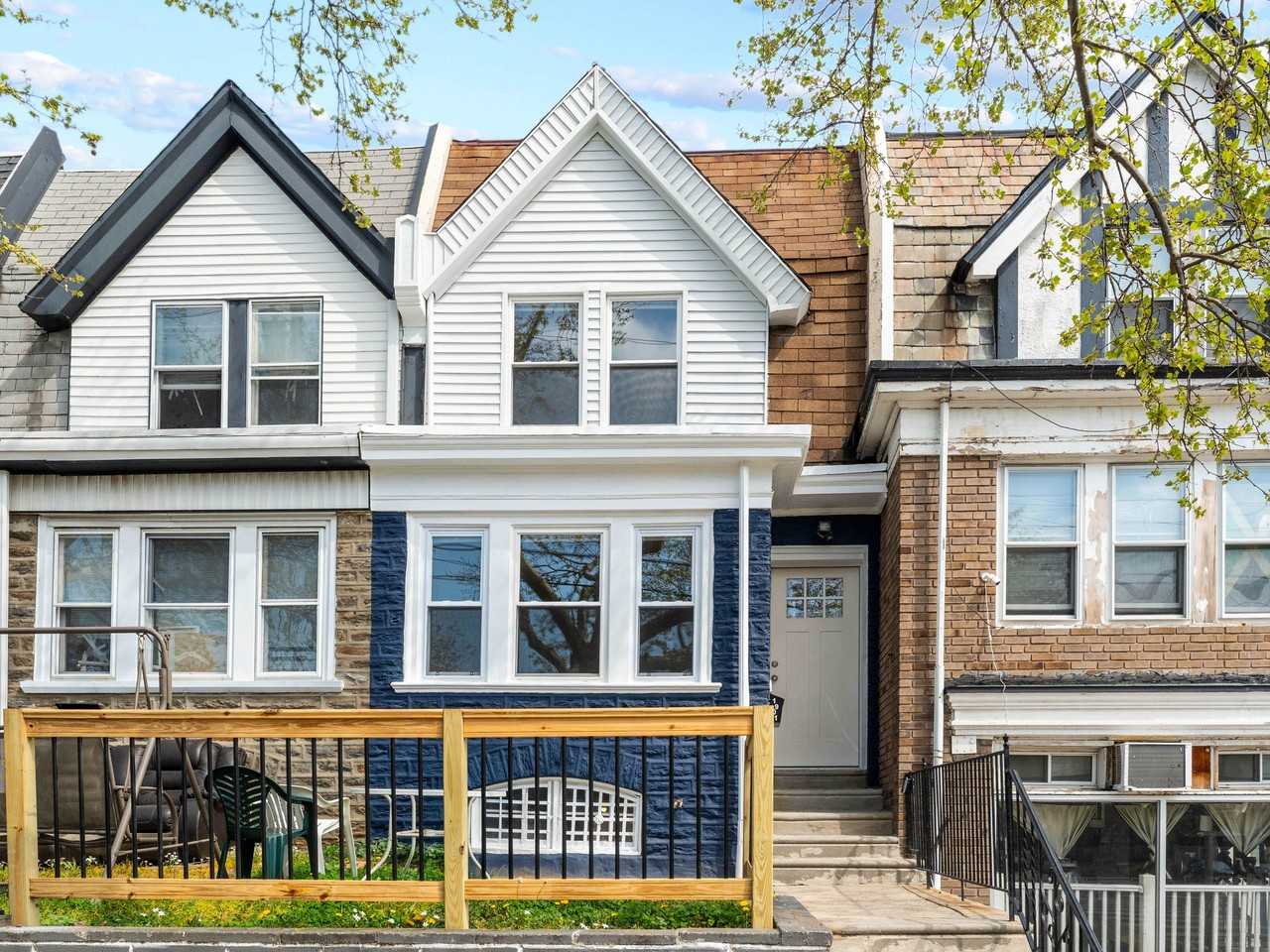 1901A 72nd Ave #1 - Photo 2 of 23