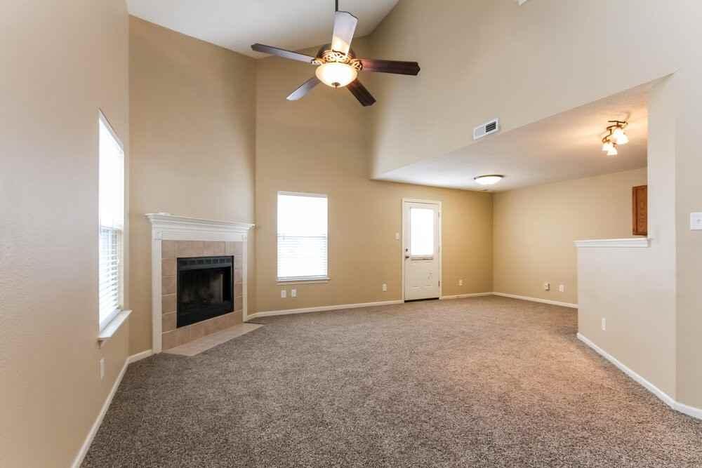 1178 Kenwood Dr - Photo 3 of 15