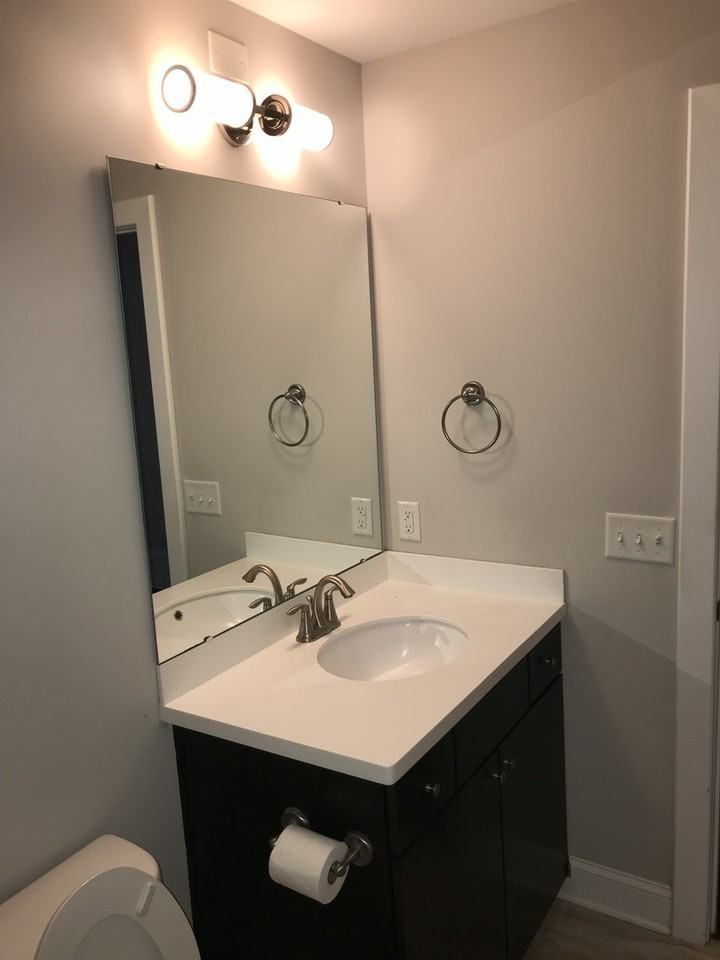 5 W Broughton St #401 - Photo 6 of 9