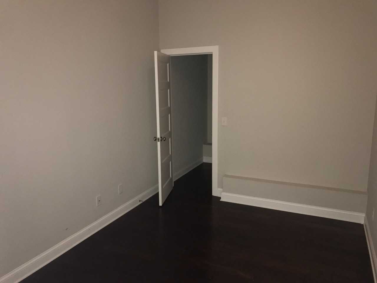 5 W Broughton St #401 - Photo 7 of 9