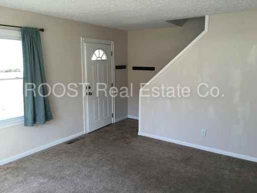 1850 Quincy Rd - Photo 3 of 9