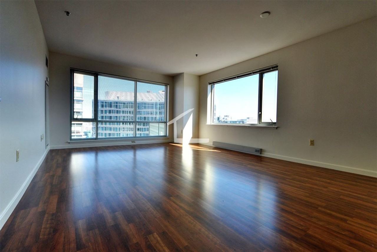 179 Brookline Ave - Photo 5 of 7