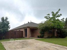 featured image of 304 E Ross St