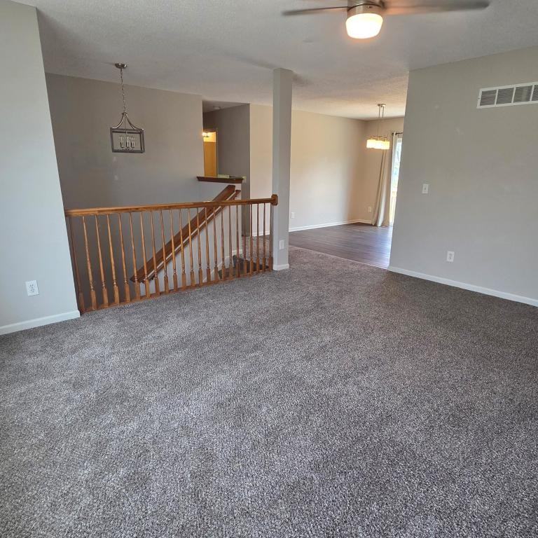 18713 Woodruff St - Photo 3 of 17