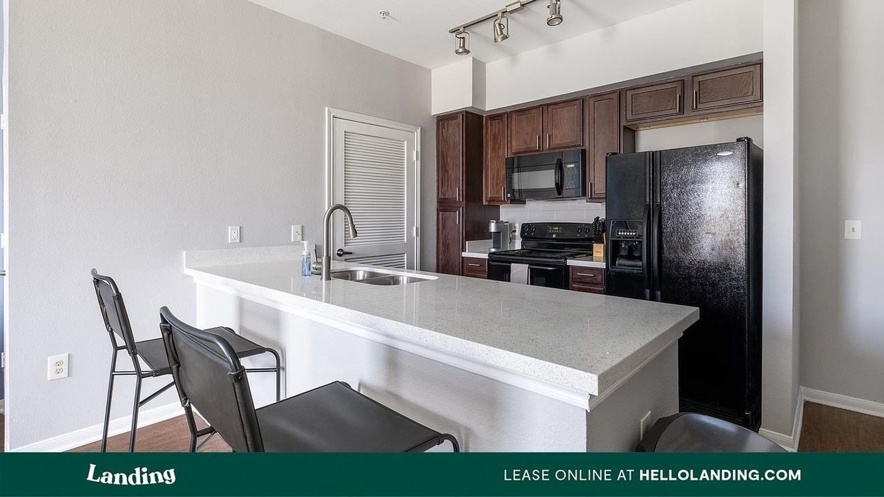 14807 Woodland hills dr - Photo 2 of 50