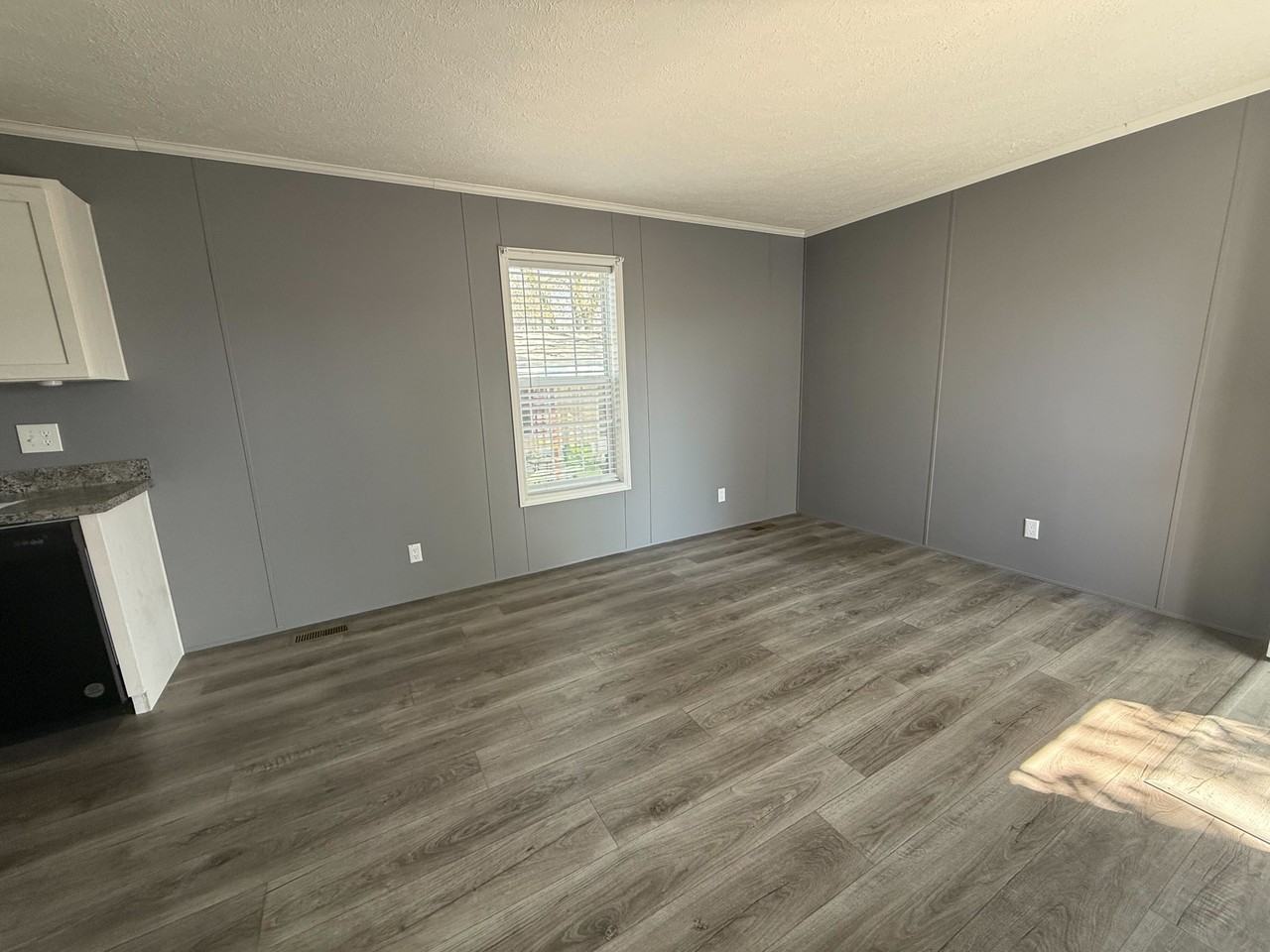 79 3rd St #79 - Photo 6 of 23