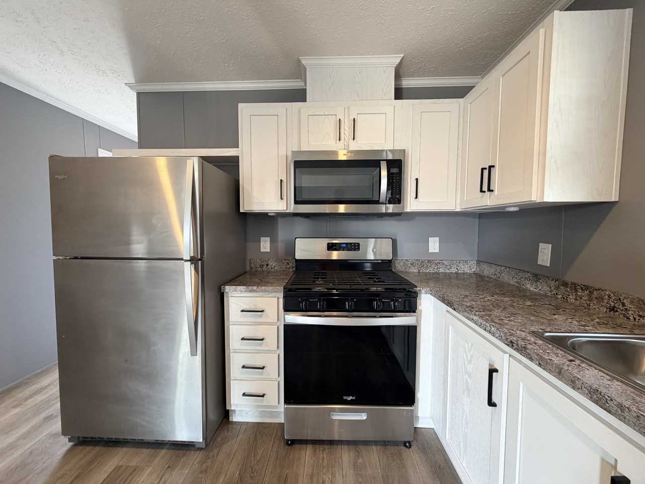 79 3rd St #79 - Photo 7 of 23