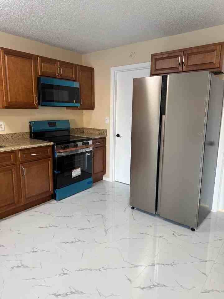 2809 Jefferson Parkway #A - Photo 3 of 7
