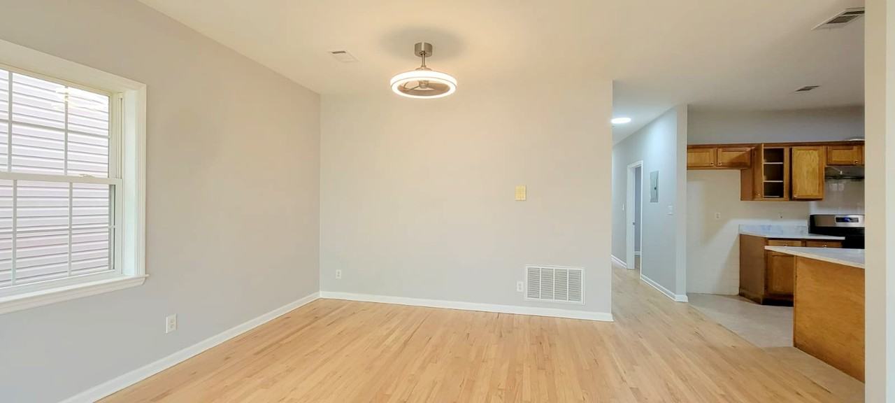 175-177 Manchester Place #2 - Photo 4 of 17