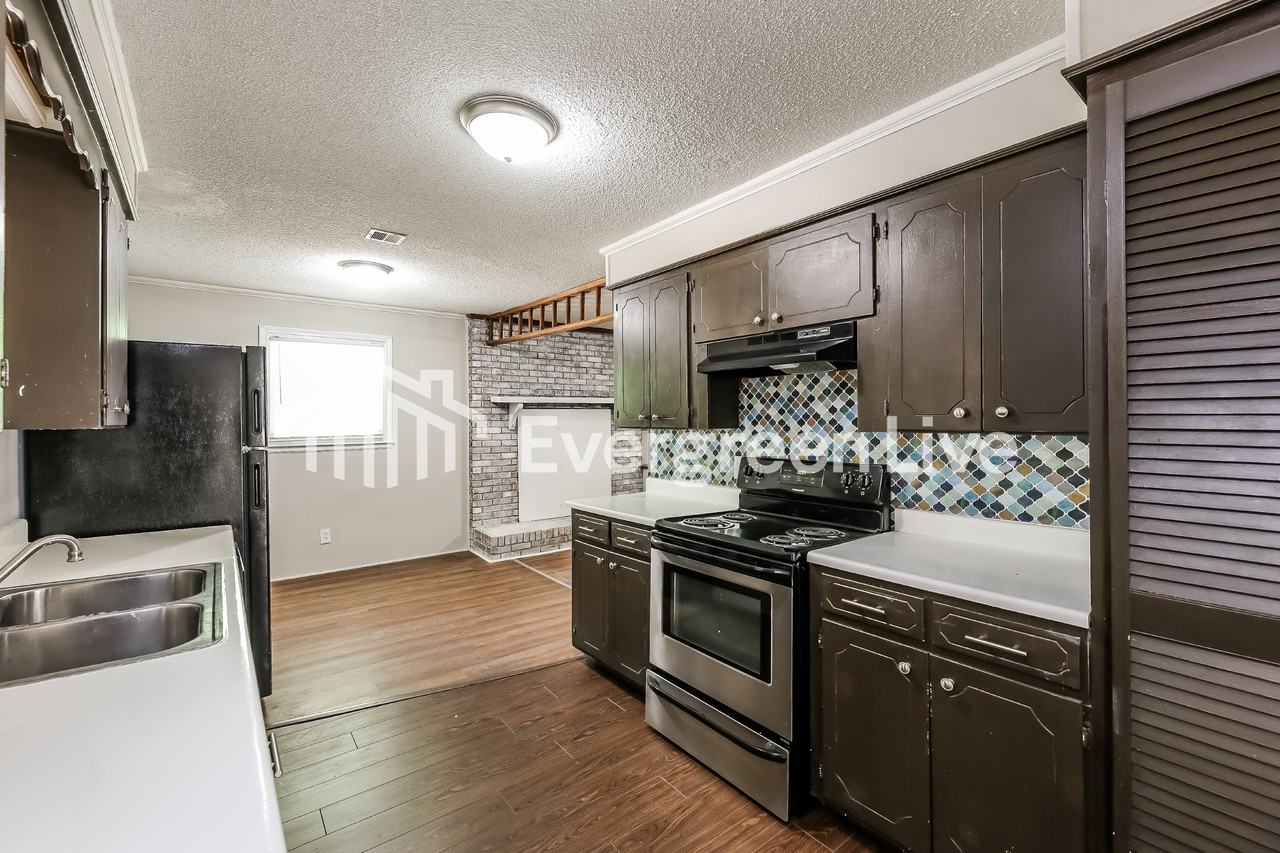 943 Mike Cir - Photo 7 of 15