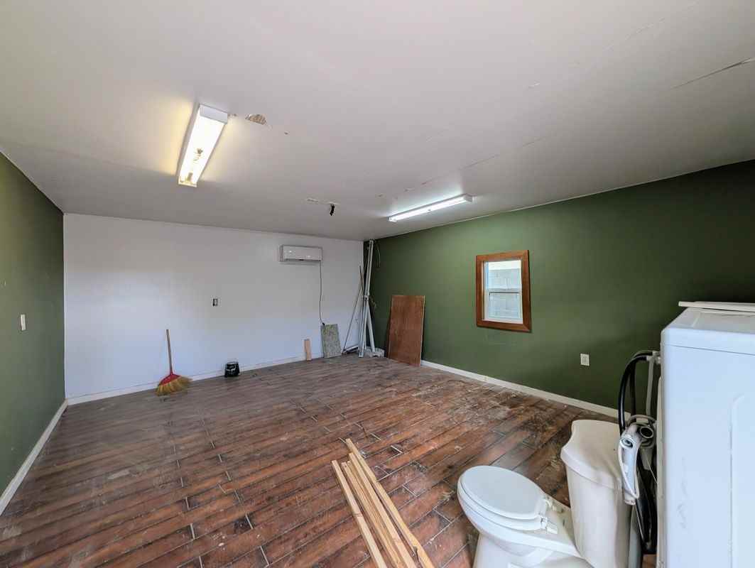 13208 W Tuckey Ln - Photo 4 of 50