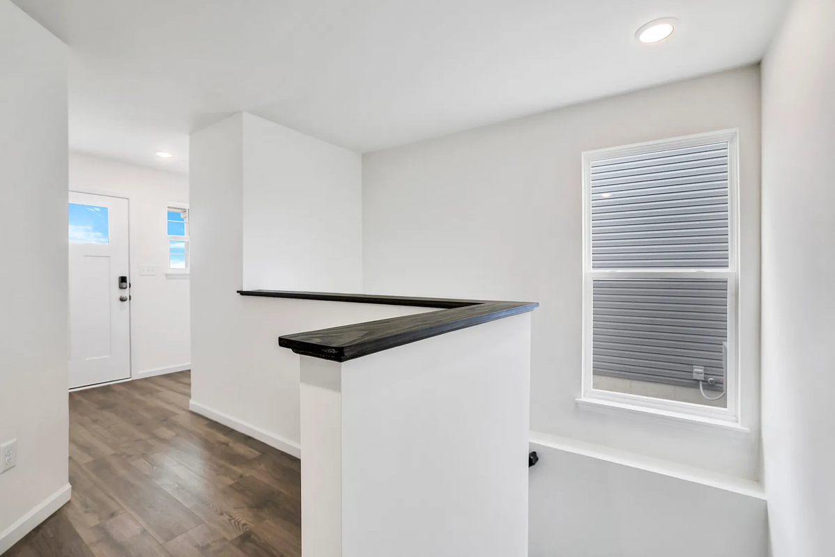 728 Courtshire Xing - Photo 2 of 21