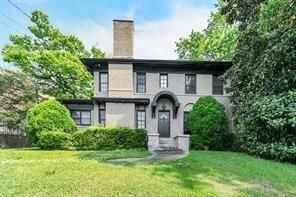 38 Delmont Dr Ne - Photo 2 of 50