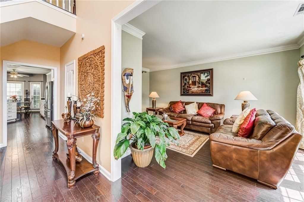 2847 Lowe Ct - Photo 6 of 37