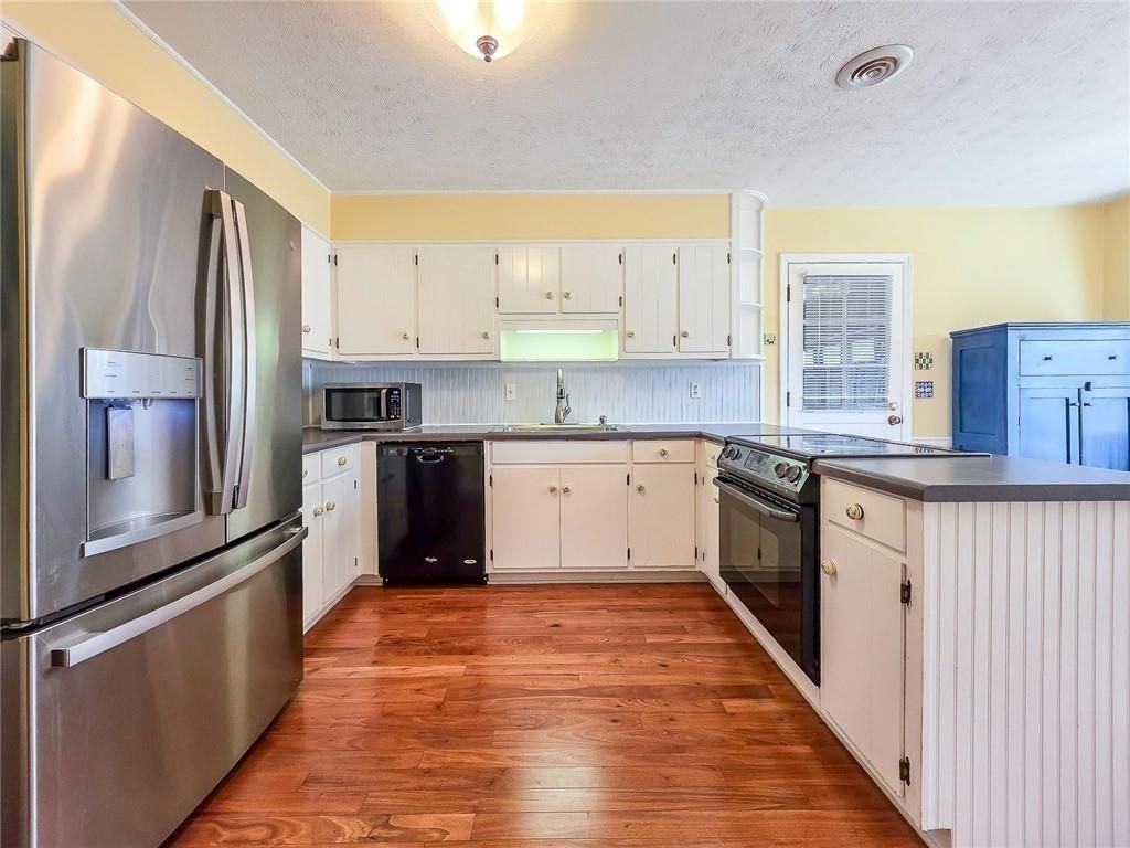 4093 Deerbrook Way Sw - Photo 7 of 9